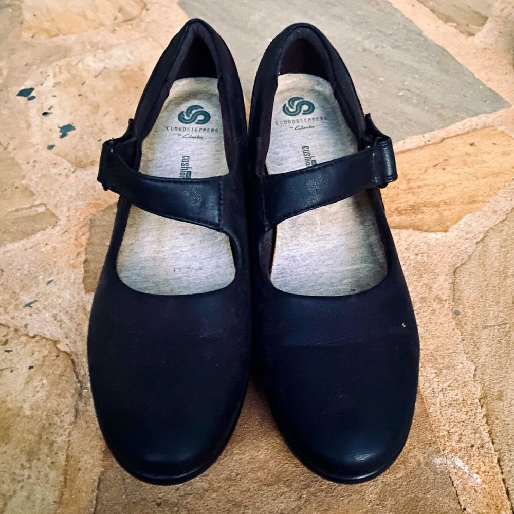 Clarks Black Leather Mary Janes | Size 9 |